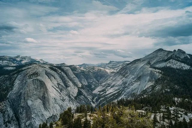 Yosemite Backpacking Adventure to Clouds Rest & Half Dome - Image 1