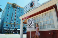 Los Angeles Photoshoot in Santa Monica thumbnail 3