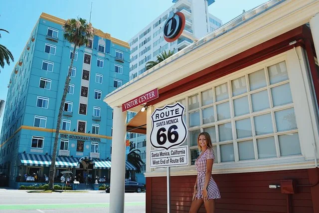Los Angeles Photoshoot in Santa Monica - Image 3