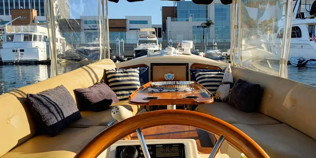 Marina del Rey Wine and Dine Boat Cruise - Image 4