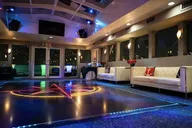 New York City Fireworks Cruise Aboard Cloud 9 Yacht thumbnail 3