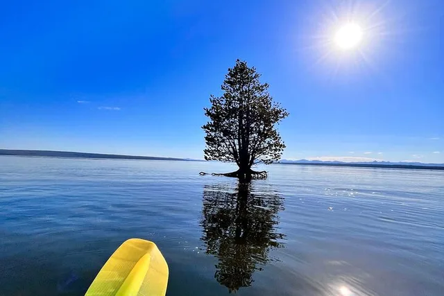 Yellowstone Kayak Tour at West Thumb Geyser Basin - Image 5