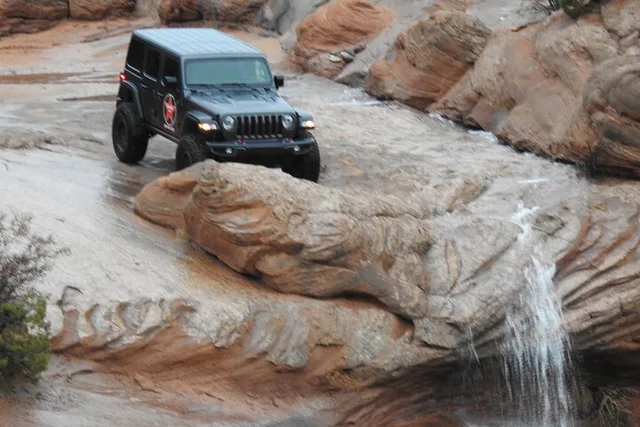 Moab Off-Road Guided Backcountry Tour - Image 6