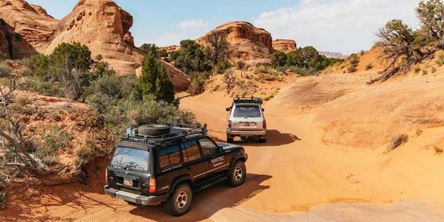 Moab Arches National Park 4x4 Adventure - Image 1