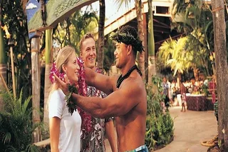 Waikiki Pearl Harbor, Dole Plantation & Polynesian Center Tour