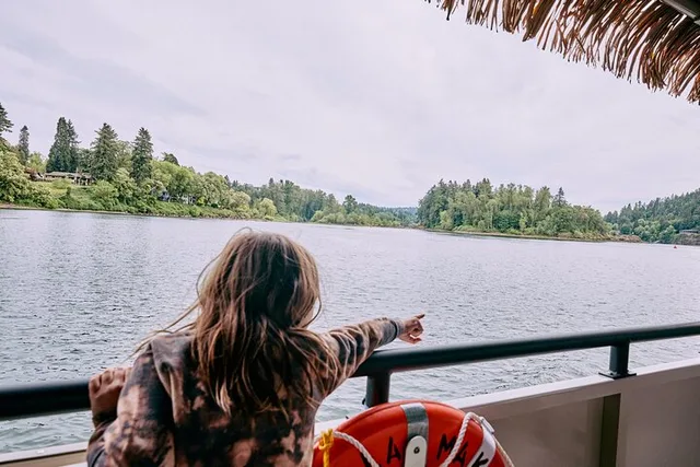 Portland Sightseeing Cruise on the Willamette River - Image 2