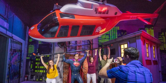 Orlando Madame Tussauds Entry Ticket - Image 4