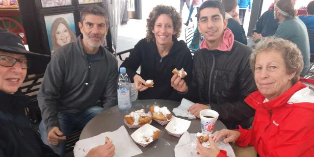 New Orleans Food Tour with Creole and Cajun Tastings - Image 4
