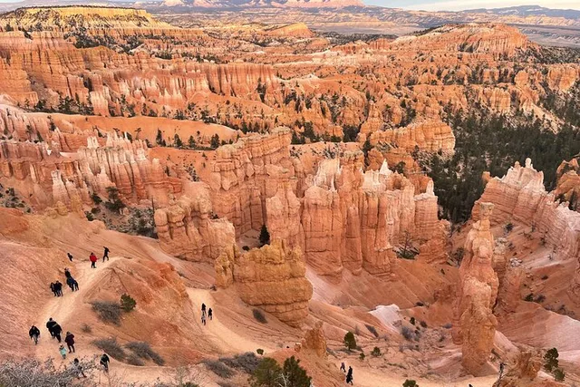 Zion, Bryce, Antelope, Horseshoe, Grand Canyon Tour - Image 1