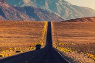 Los Angeles to Las Vegas Tour via Death Valley thumbnail 3