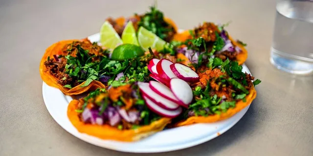 Los Angeles Venice Beach Food Tour - Image 1