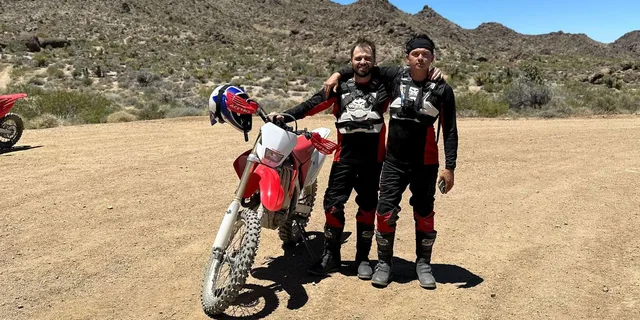 Las Vegas Hidden Valley Dirt Bike Tour 2.5 hr - Image 3