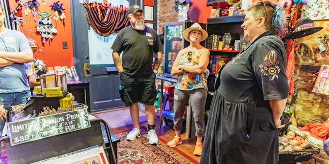 New Orleans Sinister Murder Tour 2 hr - Image 3