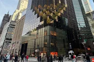 New York City Trump Walking Tour thumbnail 3