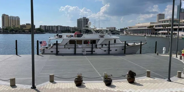 Tampa Bay Yacht Charter - Image 4
