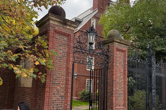 Cambridge Ghost Walking Tour with Smartphone Guide - Image 5