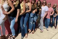 Nashville Murals & Mimosas BYOB Bus Tour 2 hr thumbnail 2