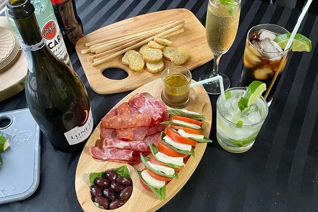 New York Charcuterie and Cocktails Class - Image 2