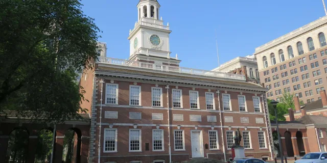 Philadelphia Colonial Walking Tour - Image 1