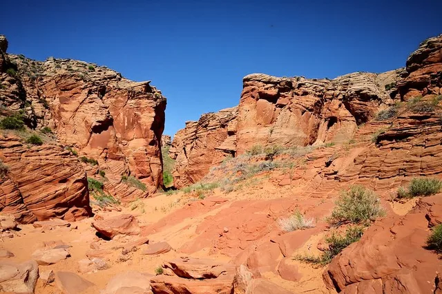 Page Antelope Canyon X Hiking Tour - Image 4