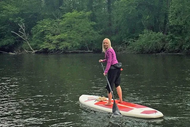 Asheville Paddleboard Tour on the French Broad River - Image 4
