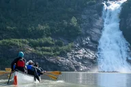Juneau Mendenhall Glacier Canoe Paddle and Hike 5.5 hr thumbnail 2