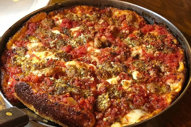 Chicago Pizza Crawl in River North - Image 4