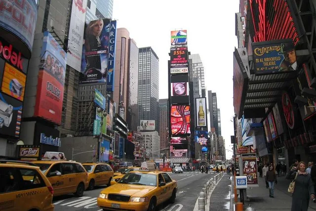 New York Private Transfer to LaGuardia Airport - Image 6