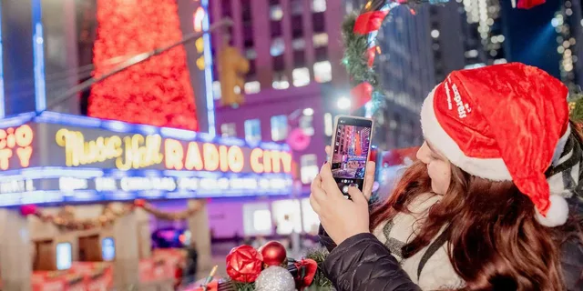 New York City North Pole Express Holiday Ride - Image 2