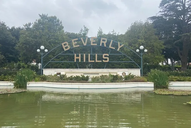 Los Angeles Hollywood and Griffith Park Tour from Anaheim - Image 2