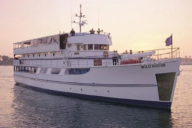Newport Beach Brunch Cruise - Image 2