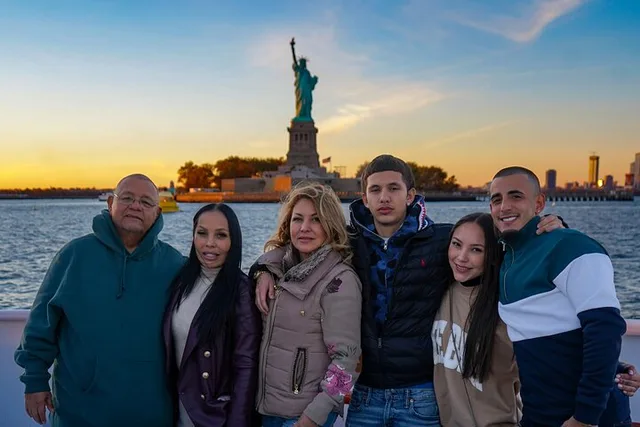 New York City Sunset Cruise - Image 5