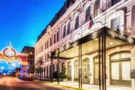 Galveston Haunted Pub Crawl Walking Tour thumbnail 1