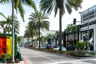 Beverly Hills Bike Tour Rodeo Drive and Sunset Strip thumbnail 2