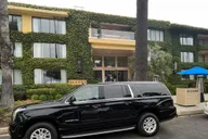 Los Angeles Hollywood and Beverly Hills Private SUV Tour 3.5 hr thumbnail 3