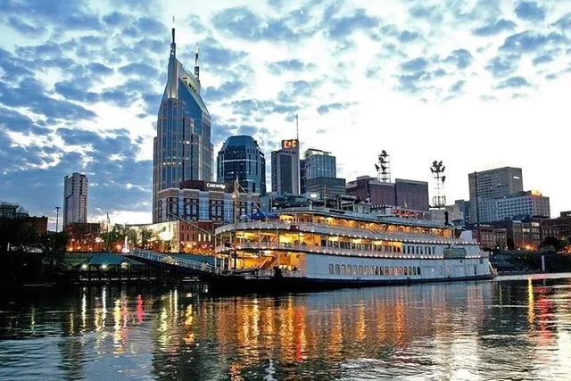 Nashville General Jackson Showboat Dinner Cruise - Image 4