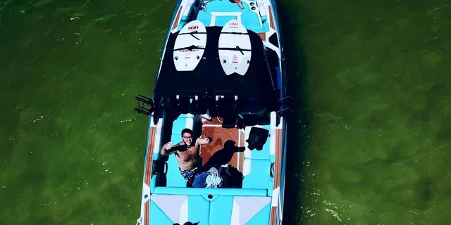 Clearwater Beach WakeSurfing and Watersports Tour - Image 3