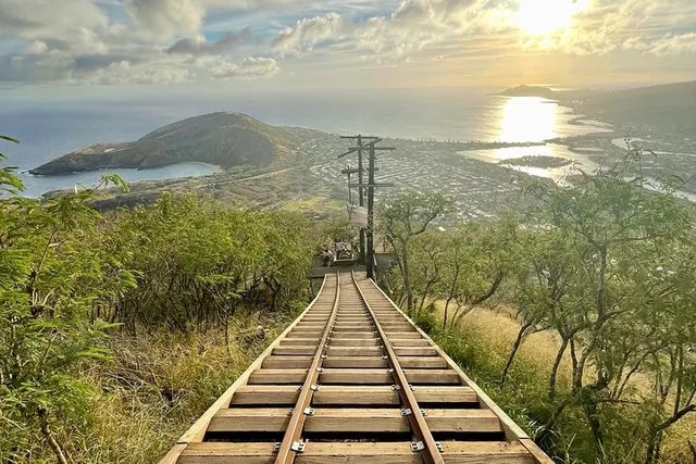 Oahu KokoHead Crater Hike with Private Transportation - Image 1