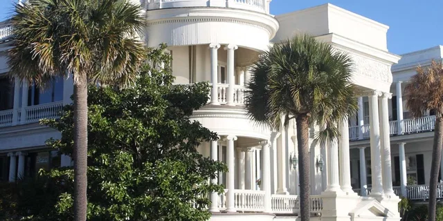 Charleston City Tour with Museum Admission - Image 3