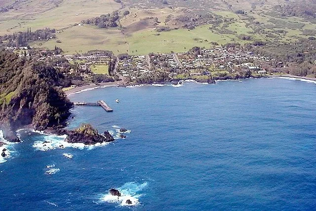 Maui Road to Hana Tour with Scenic Stops - Image 4