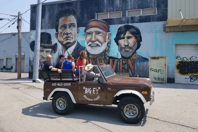 Nashville City Tour in a Classic Bronco - Image 3