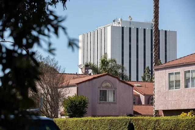 Los Angeles Architectural Walking Tour - Image 6