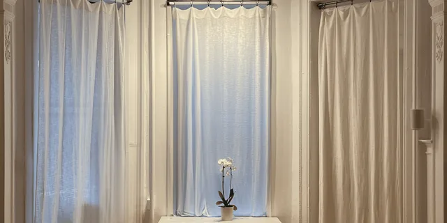 New York Yoga or Pilates Class in Historic Townhouse - Image 5