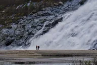 Juneau Mendenhall Glacier Trolley Tour 3 hr thumbnail 4