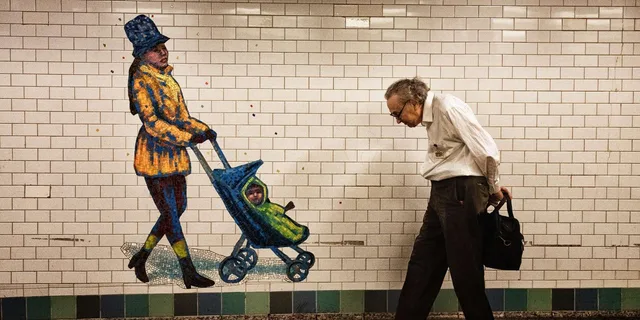 New York City Subway Photo Tour - Image 1