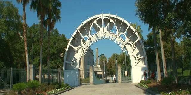 New Orleans City and Cemetery Private Tour - Image 3