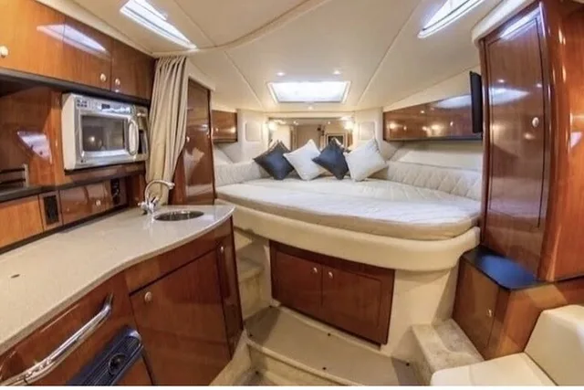 Miami Beach Boat Rental - Image 3