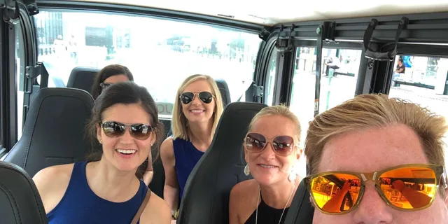 Houston Sightseeing Cart Tour and Galveston Island - Image 2