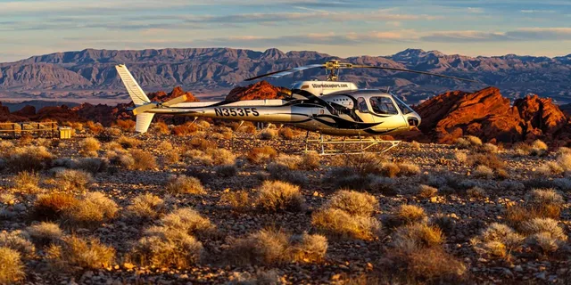 Las Vegas Valley of Fire Helicopter Tour with Landing - Image 1