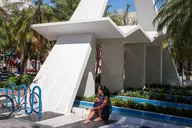 Miami Beach Mall Experience thumbnail 1